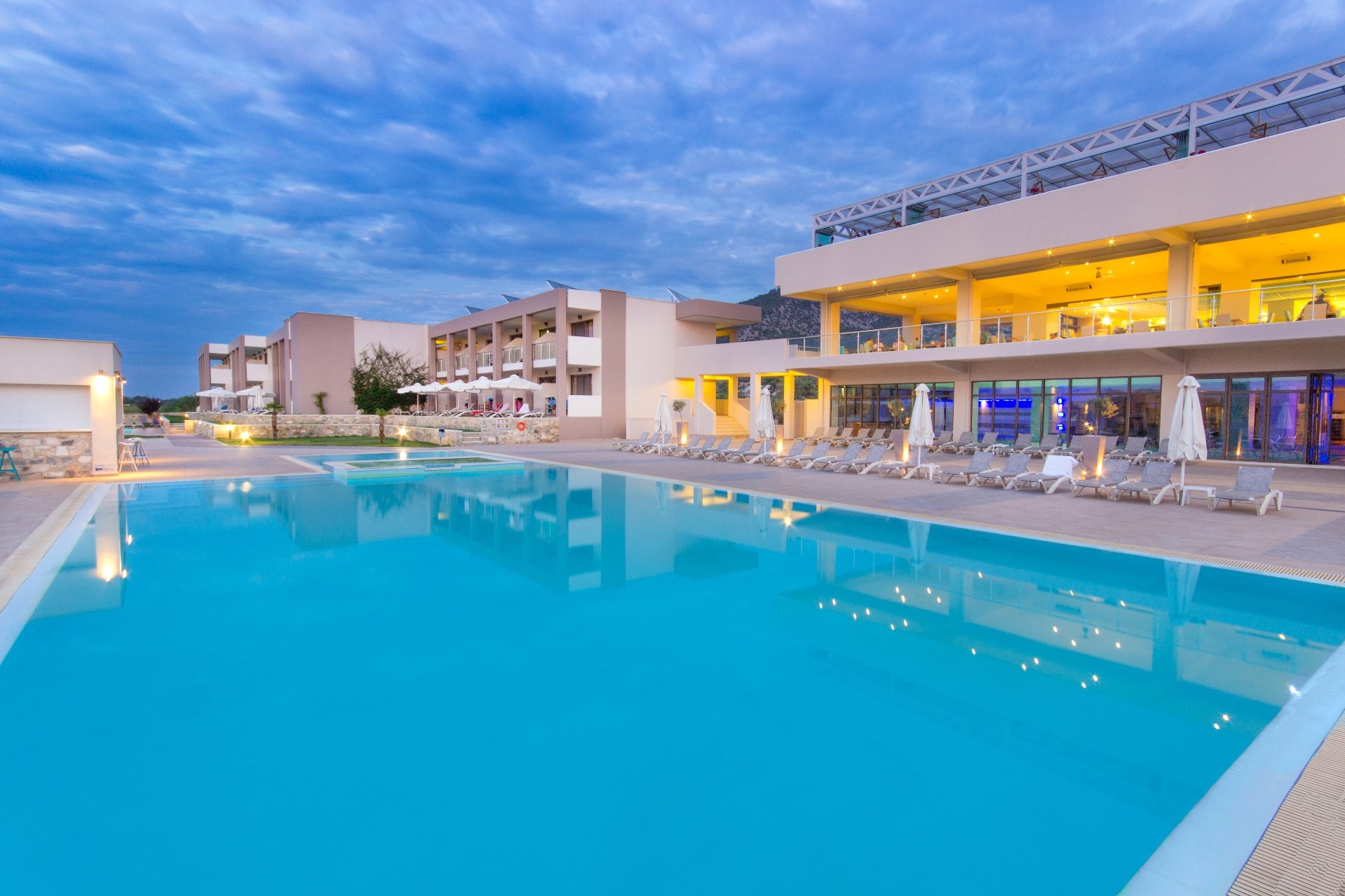 Alea Hotel and Suites — снимка 2