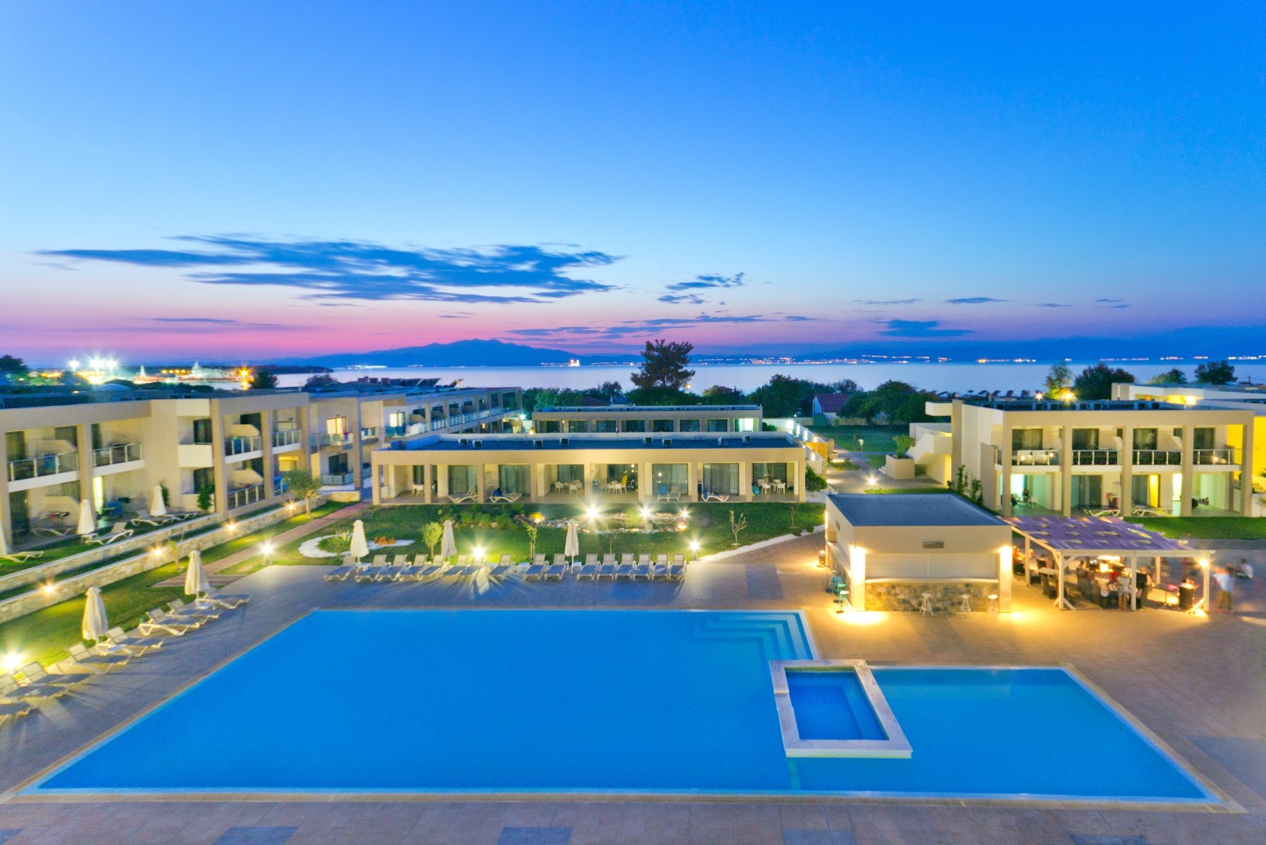 Alea Hotel and Suites — снимка 1