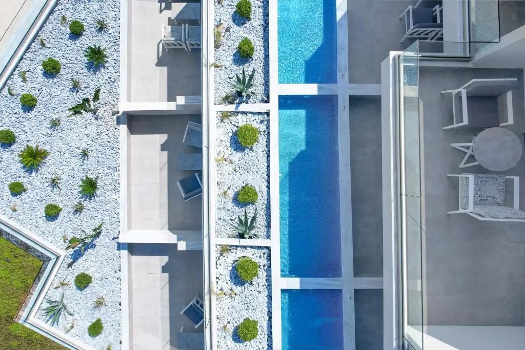 Aloe Elegant Suites — снимка 1