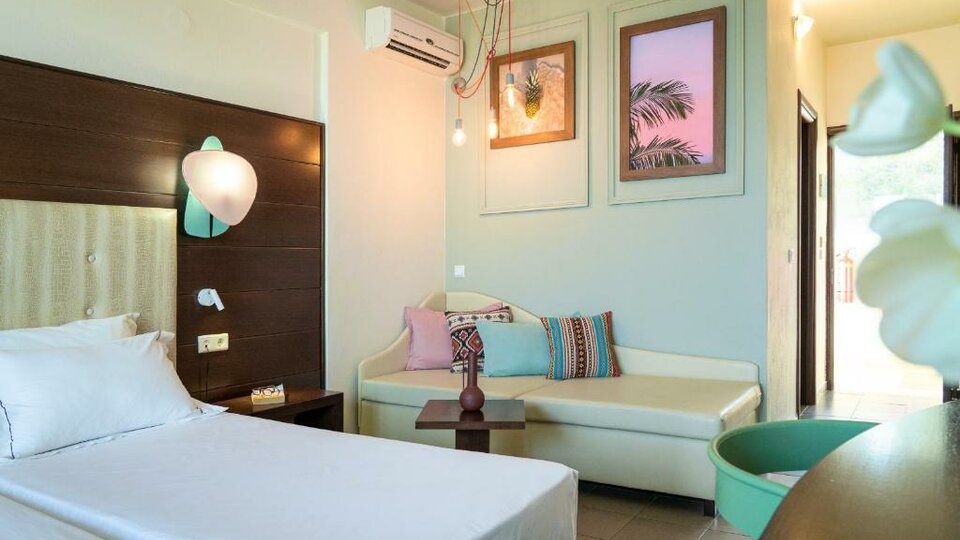 Superior room limited sea view