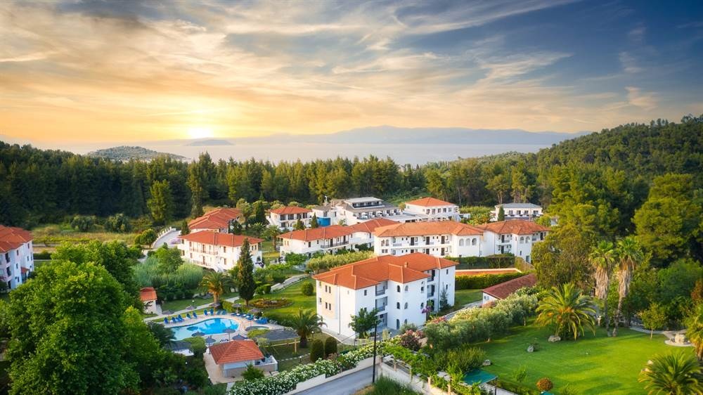 Chrousso Village Resort — снимка 1
