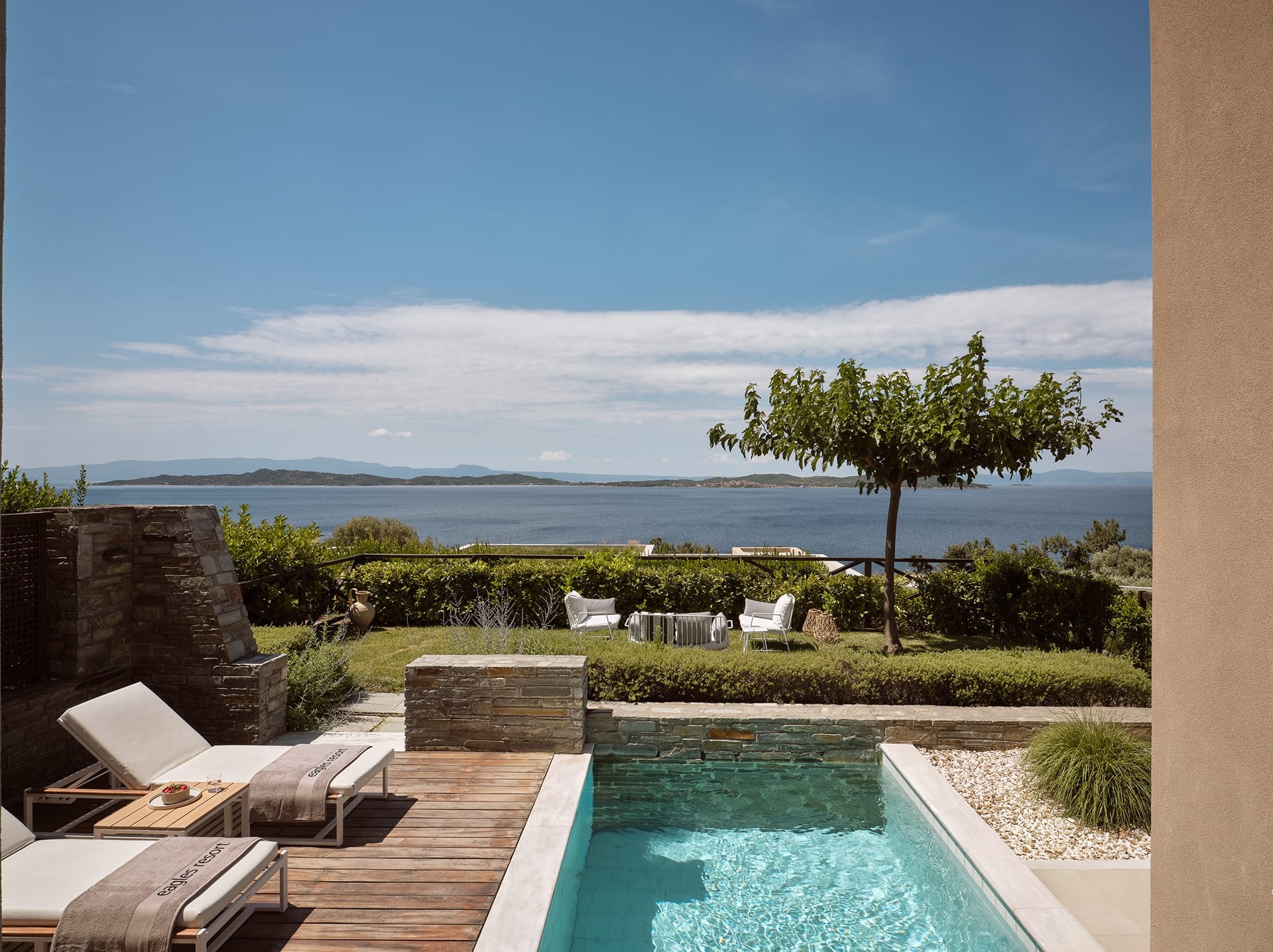 Residential 2-bedroom Pool Villa Private Garden