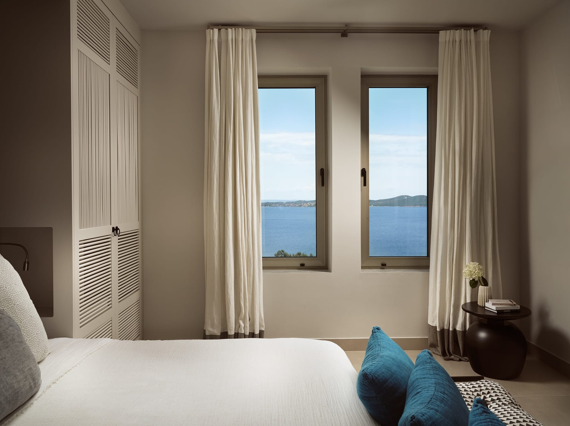Residential 2-bedroom Pool Villa
