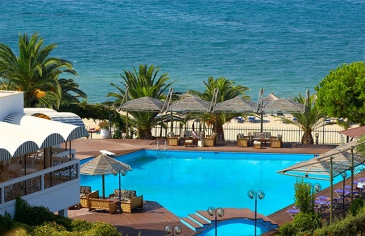 Kamari Beach Hotel