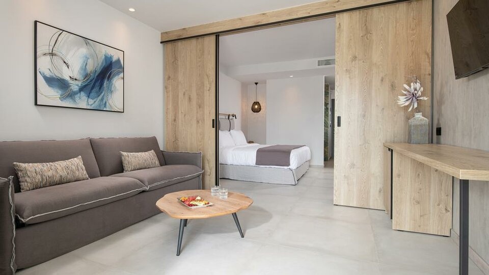 Deluxe Junior Suite