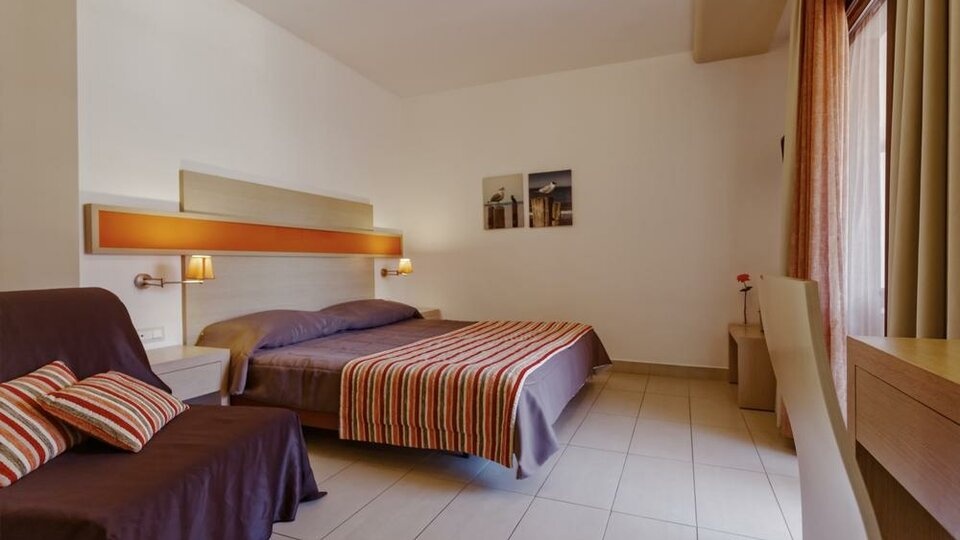 Superior Room*