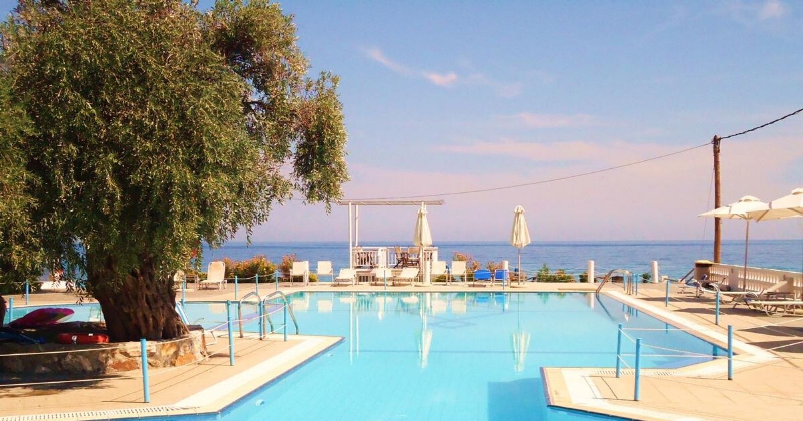Maranton Beach Hotel — снимка 1