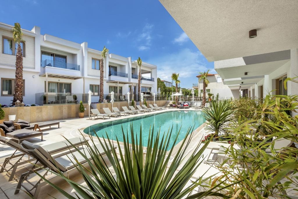 Pefki Deluxe Residences — снимка 3