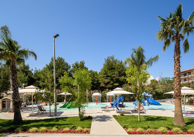 Portes Beach Hotel — снимка 5