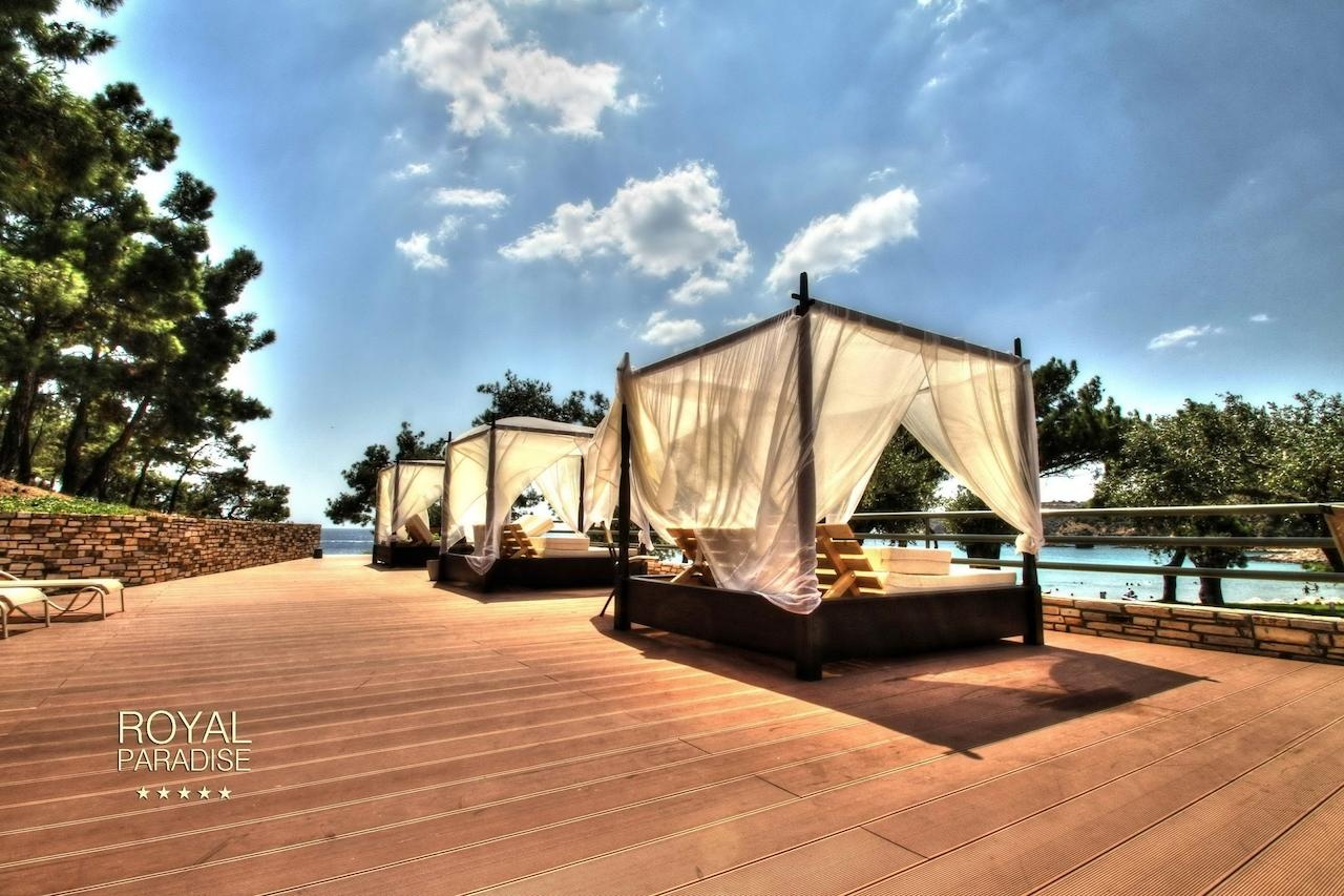Royal Paradise Beach Resort and Spa — снимка 1