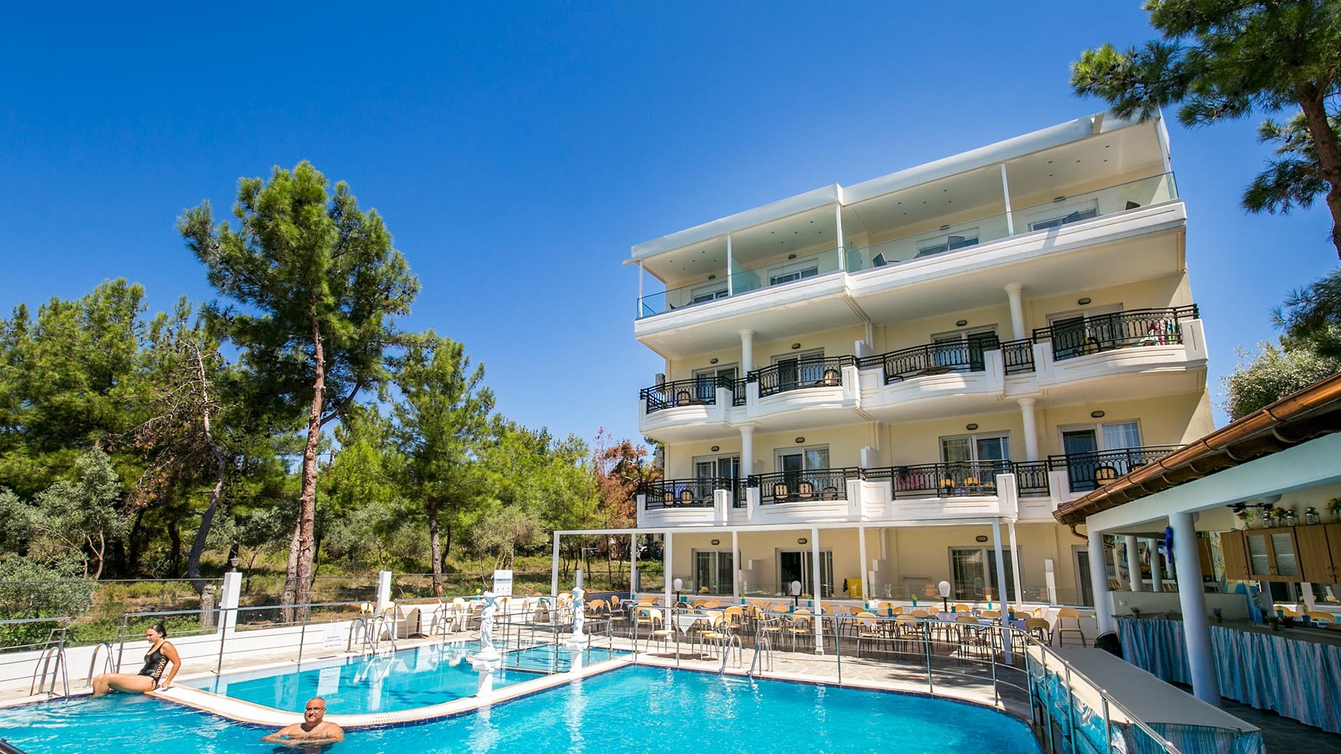 Sirines Hotel — снимка 2