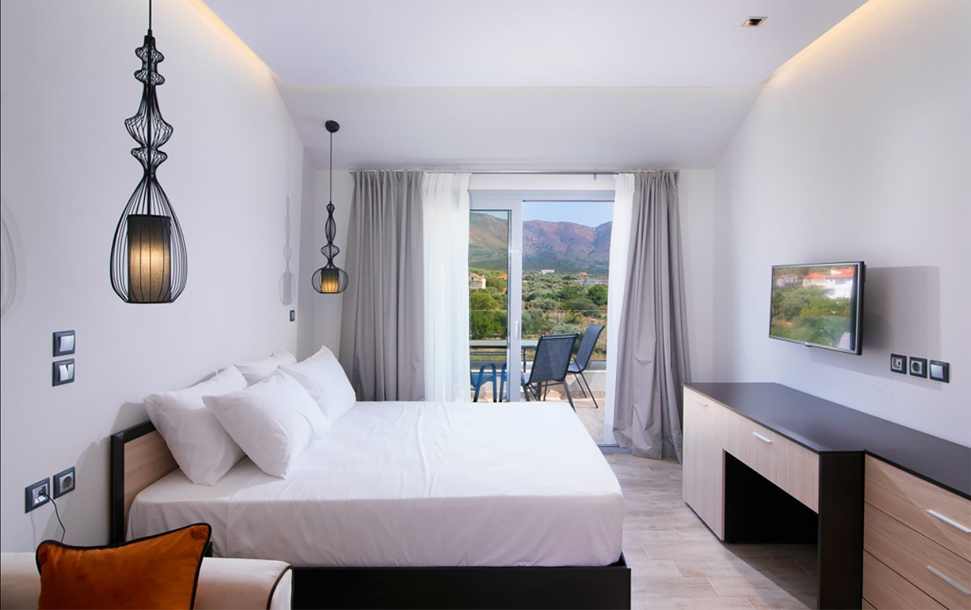 Family Room with Mountain View