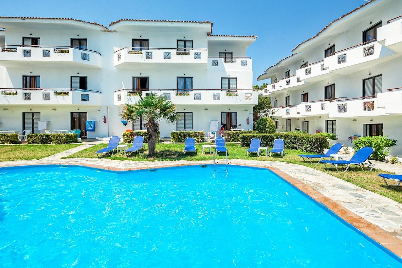 Xenios Dolphin Beach Hotel — снимка 1