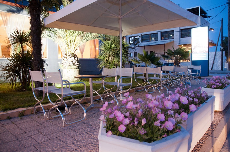 Yakinthos Hotel — снимка 3